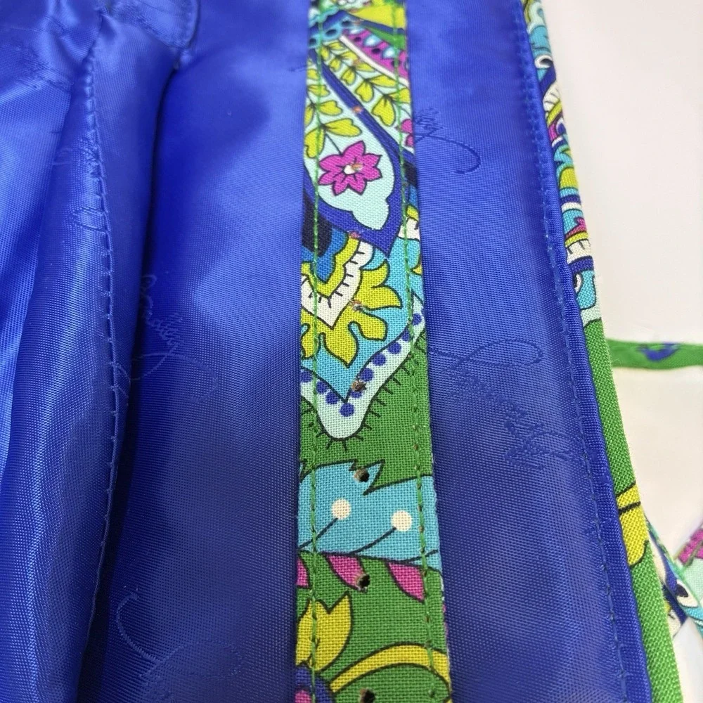 Vera Bradley All Wrapped Up Jewelry Roll Travel Case Emerald Paisley Green